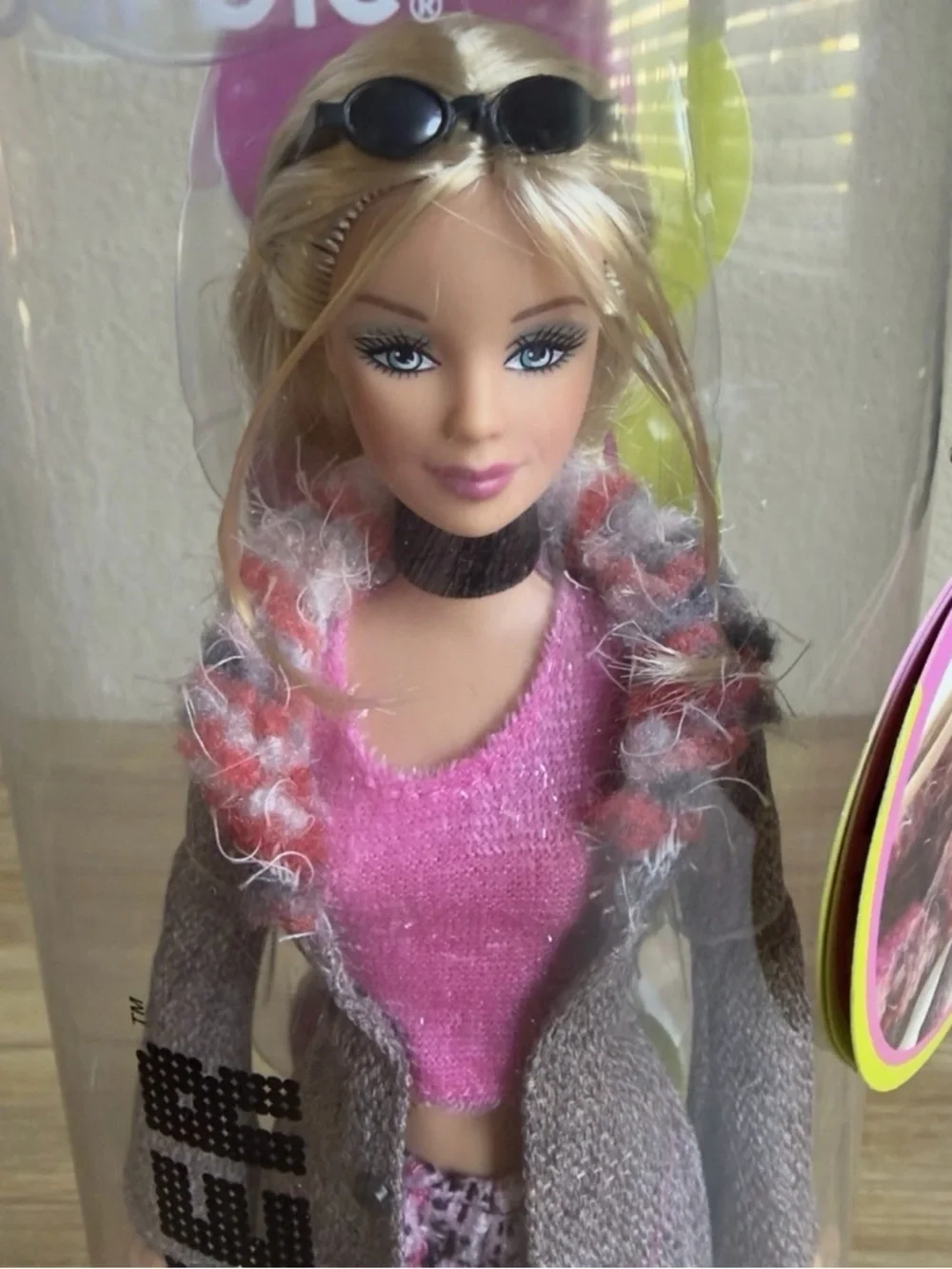 Fashion Fever Barbie Mattel 2004 H0645  Pink Black Tweed Pants Wool Jacket NRFB